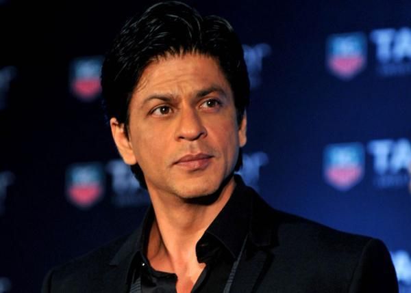 SRK is heedful about Happy New Year, looking into post-production