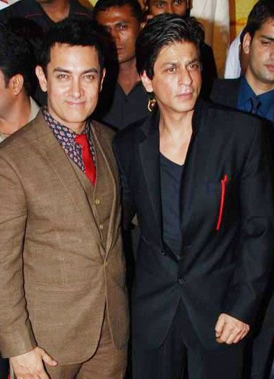 Shah Rukh Khan admits Aamir Khan is the finest actor in the industry and an inspiration