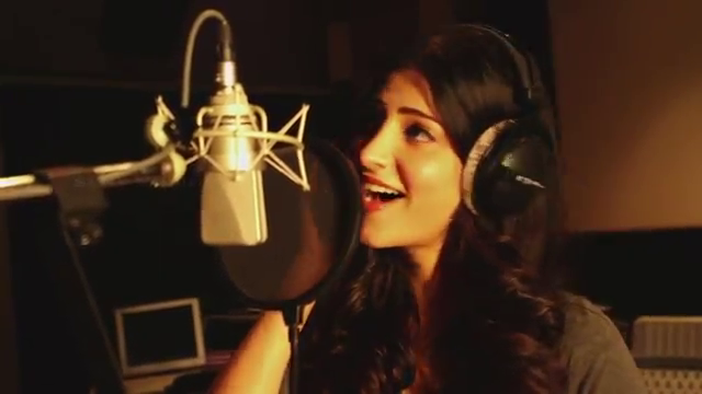 Shruti to sing a peppy number for Aagadu!